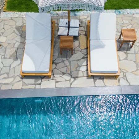 Lada Slav Exclusive Hotell