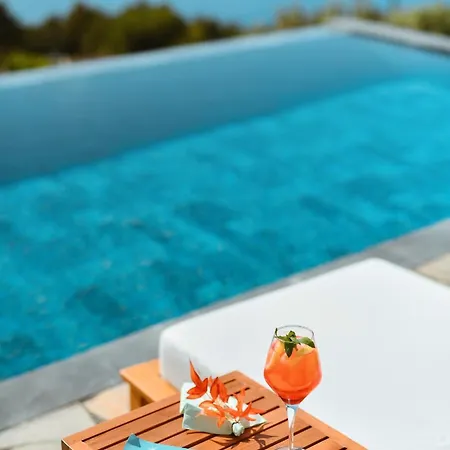 Lada Slav Exclusive Hotell *