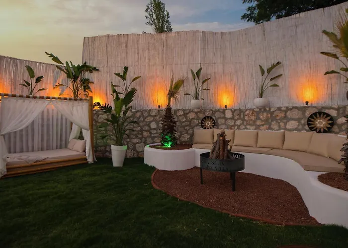 호텔 Lada Slav Exclusive 파랄리아