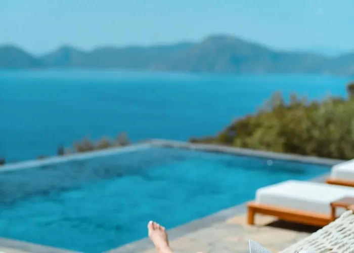 호텔 Lada Slav Exclusive 파랄리아